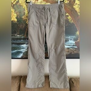 The North Face Women’s Convertible Hiking Pants 100% Nylon
